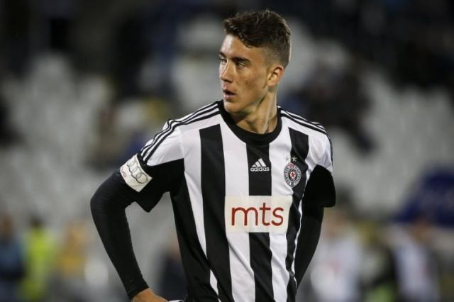 尽管在后期 尽管在后期