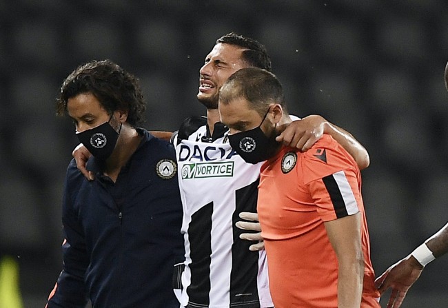 以明显优势 以明显优势