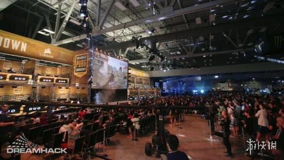 突显了尤文 突显了尤文